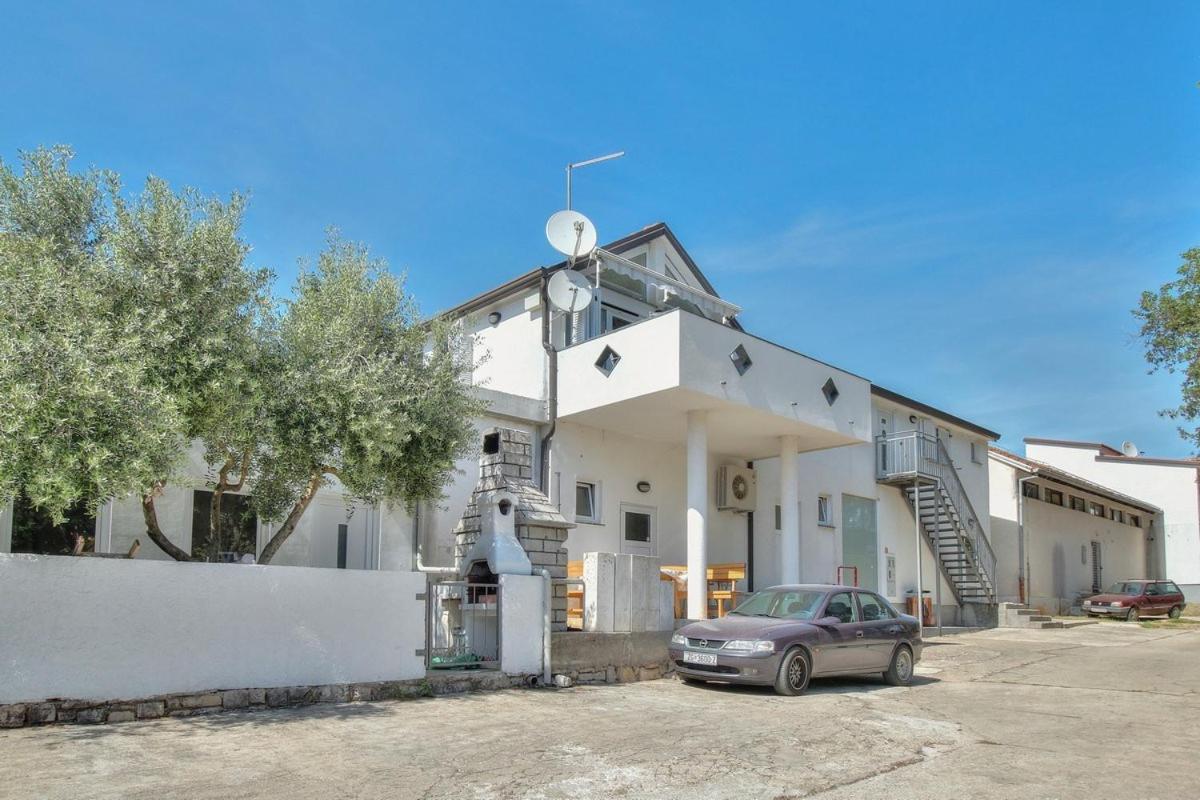 Apartments Suzy Umag Exterior foto