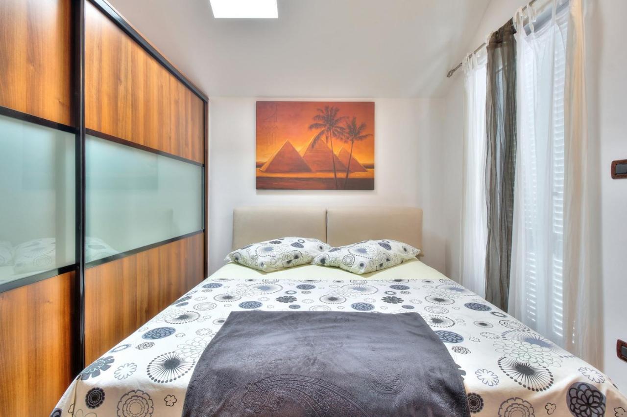 Apartments Suzy Umag Exterior foto