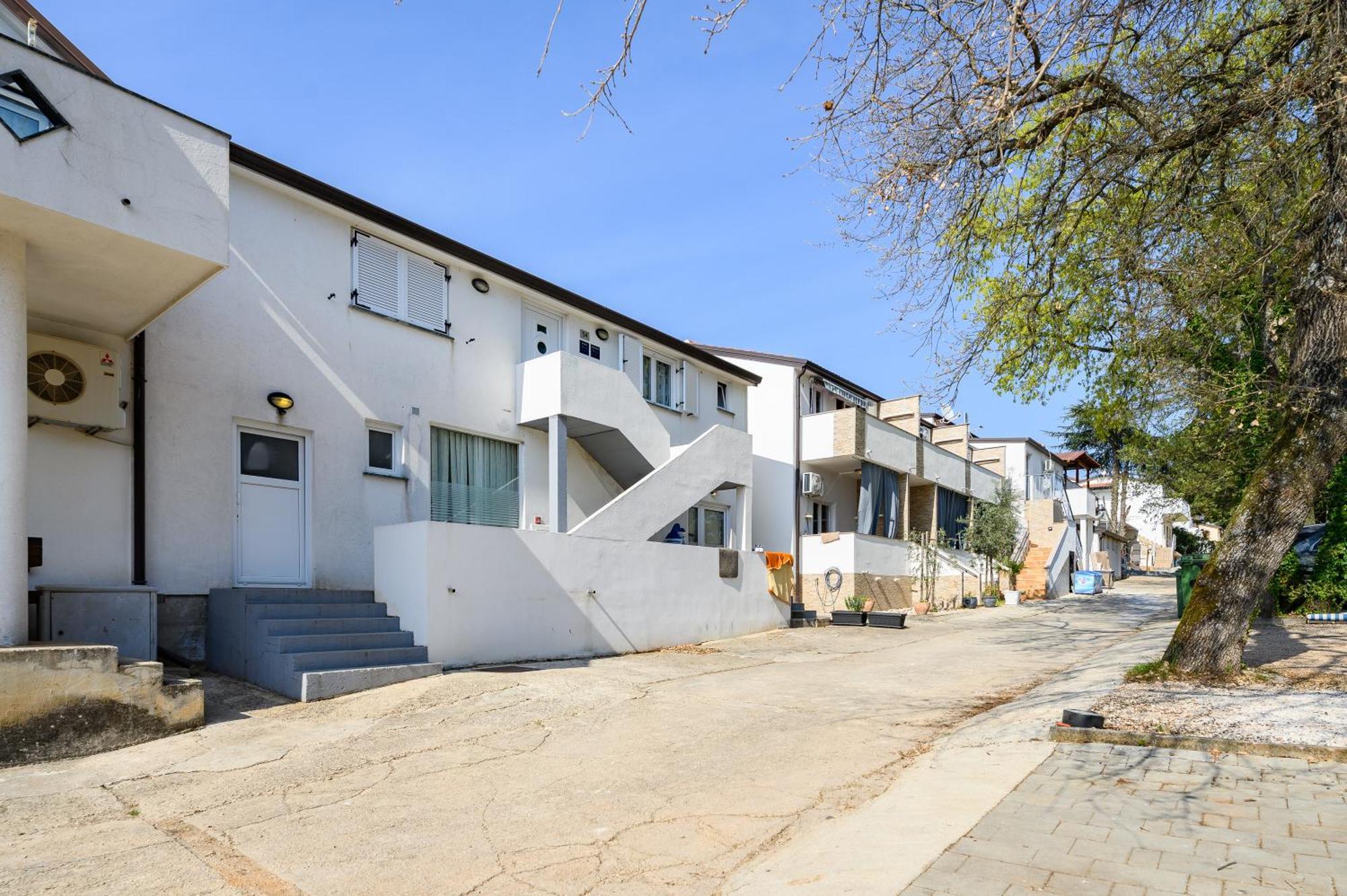 Apartments Suzy Umag Exterior foto