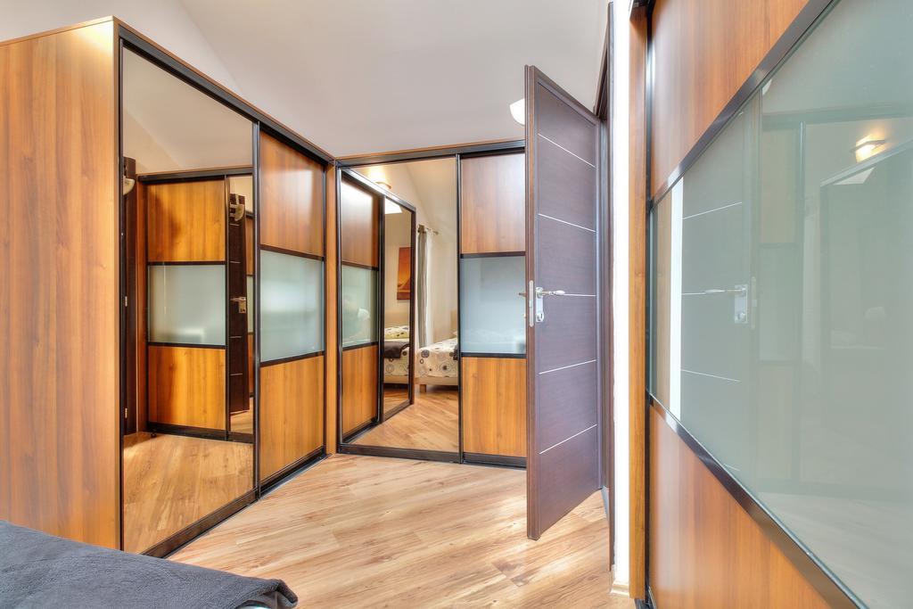 Apartments Suzy Umag Exterior foto